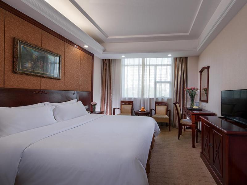 Vienna Hotel Shenzhen Pingdi מראה חיצוני תמונה